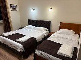 Nana Grand Hotel