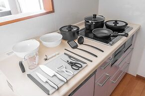 E-US SAKAEDORI HOUSE