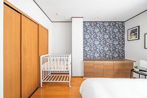 E-US SAKAEDORI HOUSE