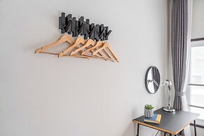 E-US SAKAEDORI HOUSE