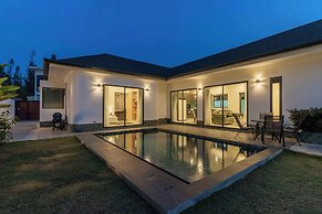 3BR Pool Villa with Bathtub  V294