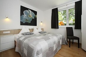 Annika Apartments