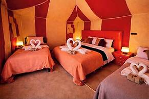 Desert Luxury Camp