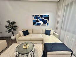 Topaz - Bright Apartment Lake 2