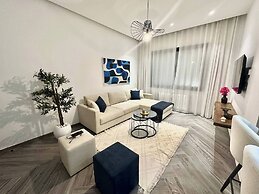 Topaz - Bright Apartment Lake 2