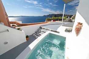 Santo Blue Horizon - The Blue Domes View
