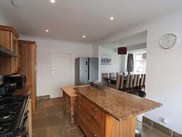11 Peasholm Avenue