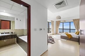 Fully Upgraded 2BR Direct Beach Access