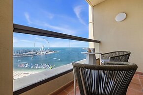 Fully Upgraded 2BR Direct Beach Access
