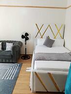 Chi Suites