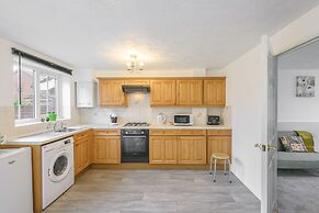 Host and Stay - The Rowton