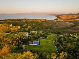 Villa GA A Luxury 3BR With Sauna and Pool