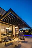 Villa GA A Luxury 3BR With Sauna and Pool