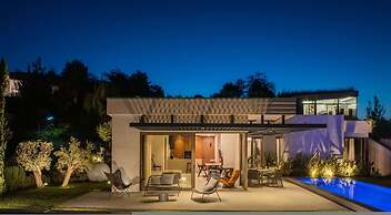 Villa GA A Luxury 3BR With Sauna and Pool