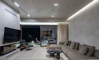 Villa GA A Luxury 3BR With Sauna and Pool