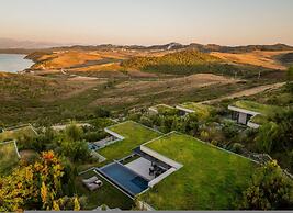 Villa GA A Luxury 3BR With Sauna and Pool