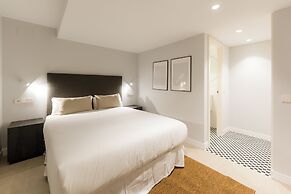 Edmond Vibes Plaza de España Suites