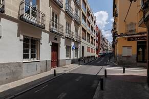 Edmond Vibes Plaza de España Suites