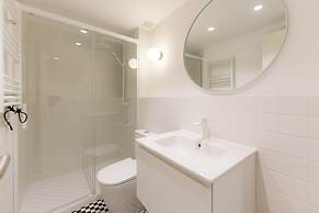 Edmond Vibes Plaza de España Suites