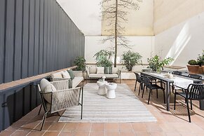 Edmond Vibes Plaza de España Suites