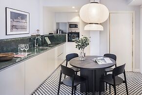 Edmond Vibes Plaza de España Suites