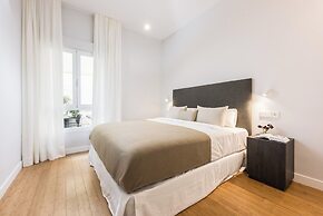 Edmond Vibes Plaza de España Suites