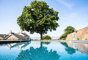 Coed Helen Holiday Park