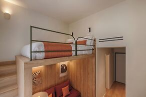 Leon II by Zoia Living