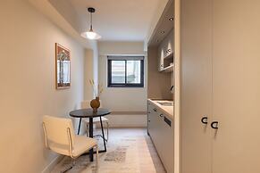 Leon II by Zoia Living