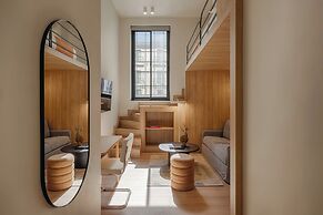 Leon II by Zoia Living