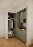 Leon II by Zoia Living