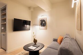 Leon II by Zoia Living