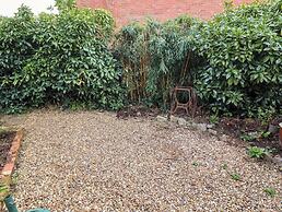 17 Demesne Gardens