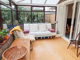 17 Demesne Gardens
