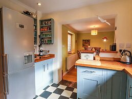 17 Demesne Gardens