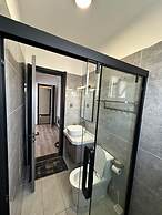 Platinum Oak Residency