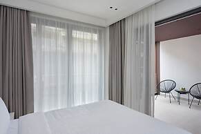 September Athens Residences