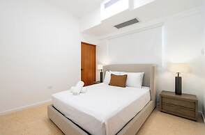 Ashford Apartments