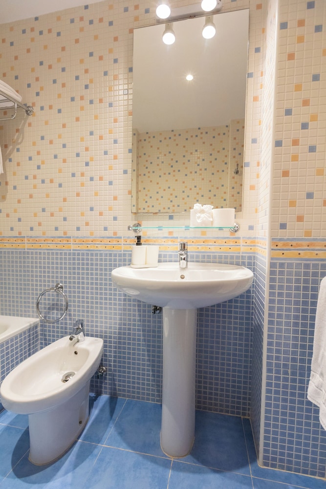 Apartamentos Miguel Ángel