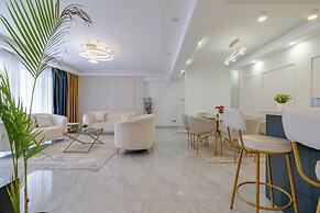 Royal Oaks Residency