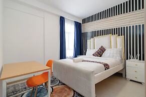 Royal Oaks Residency