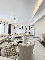 Royal Oaks Residency