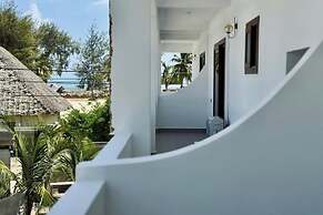 Shirleyresidence kiwengwa