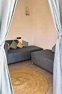 Shirleyresidence kiwengwa