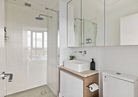 City Lights Retreat – Fortitude Valley