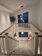 Glams Beautiful Luxury Home