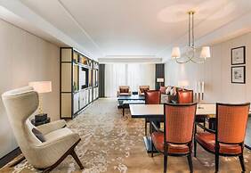 The Grand Mansion Hotel