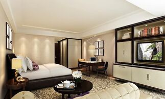 The Grand Mansion Hotel