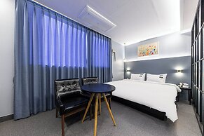 Brown Dot Hotel Jinjuseong