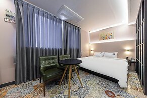 Brown Dot Hotel Jinjuseong